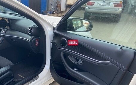 Mercedes-Benz E-Класс, 2022 год, 5 230 000 рублей, 6 фотография