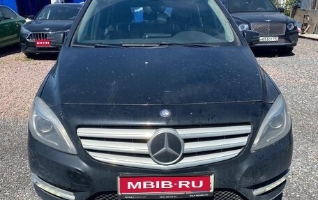 Mercedes-Benz B-Класс, 2014 год, 1 080 000 рублей, 1 фотография