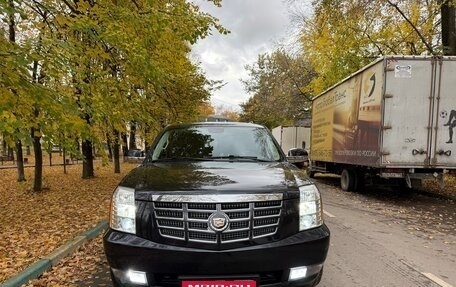 Cadillac Escalade III, 2011 год, 1 800 000 рублей, 1 фотография