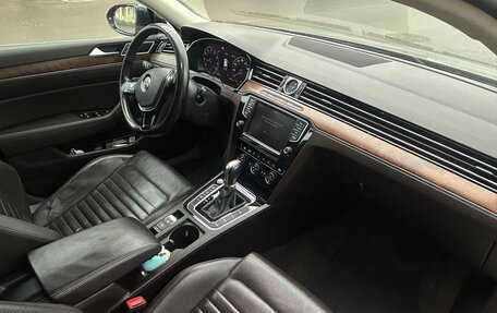 Volkswagen Passat B8 рестайлинг, 2016 год, 2 320 000 рублей, 10 фотография