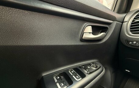 KIA Rio IV, 2018 год, 1 350 000 рублей, 17 фотография