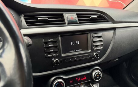 KIA Rio IV, 2018 год, 1 350 000 рублей, 15 фотография