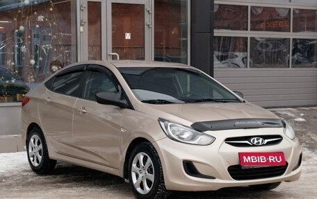 Hyundai Solaris II рестайлинг, 2011 год, 650 000 рублей, 3 фотография