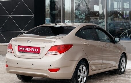 Hyundai Solaris II рестайлинг, 2011 год, 650 000 рублей, 5 фотография