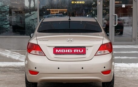 Hyundai Solaris II рестайлинг, 2011 год, 650 000 рублей, 6 фотография