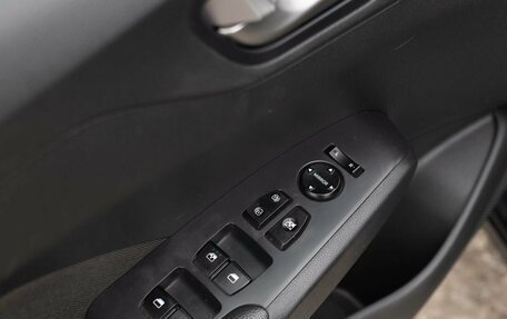 Hyundai Solaris II рестайлинг, 2018 год, 1 300 000 рублей, 15 фотография