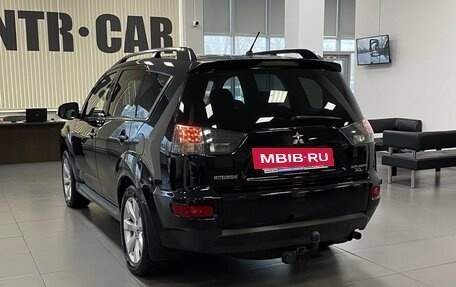 Mitsubishi Outlander III рестайлинг 3, 2011 год, 1 490 000 рублей, 2 фотография