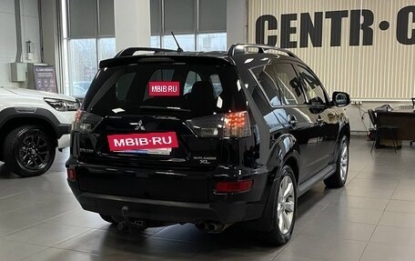 Mitsubishi Outlander III рестайлинг 3, 2011 год, 1 490 000 рублей, 4 фотография