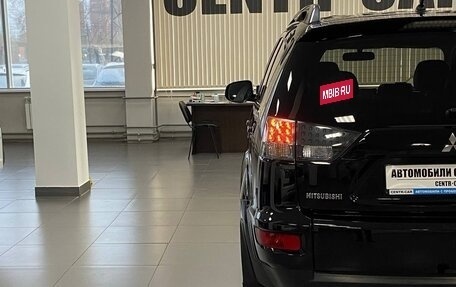 Mitsubishi Outlander III рестайлинг 3, 2011 год, 1 490 000 рублей, 15 фотография