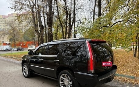 Cadillac Escalade III, 2011 год, 1 800 000 рублей, 6 фотография