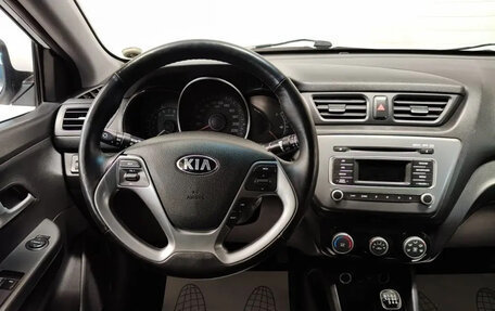 KIA Rio III рестайлинг, 2015 год, 800 000 рублей, 11 фотография