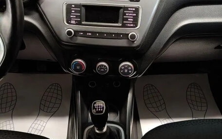 KIA Rio III рестайлинг, 2015 год, 800 000 рублей, 13 фотография