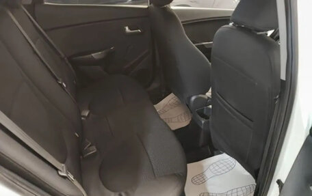 KIA Rio III рестайлинг, 2015 год, 800 000 рублей, 16 фотография