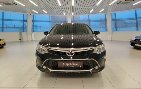 Toyota Camry, 2017 год, 2 030 000 рублей, 3 фотография