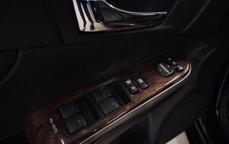 Toyota Camry, 2017 год, 2 030 000 рублей, 11 фотография