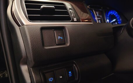 Toyota Camry, 2017 год, 2 030 000 рублей, 13 фотография