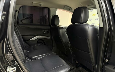 Mitsubishi Outlander III рестайлинг 3, 2010 год, 1 430 000 рублей, 20 фотография