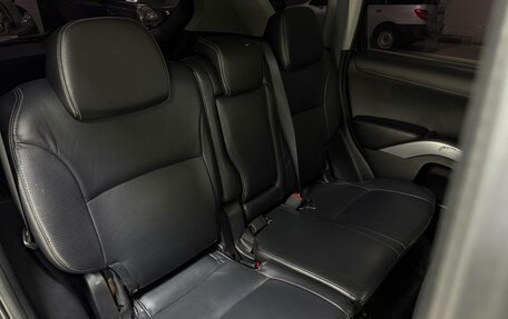 Mitsubishi Outlander III рестайлинг 3, 2010 год, 1 430 000 рублей, 21 фотография