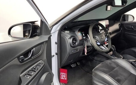 Hyundai Kona I, 2022 год, 1 550 000 рублей, 5 фотография