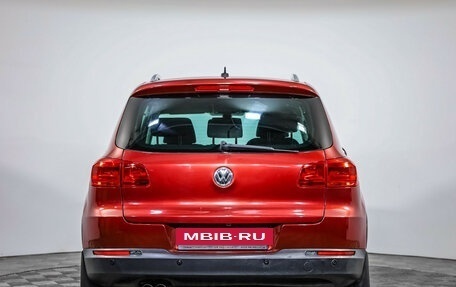 Volkswagen Tiguan I, 2011 год, 1 099 000 рублей, 6 фотография