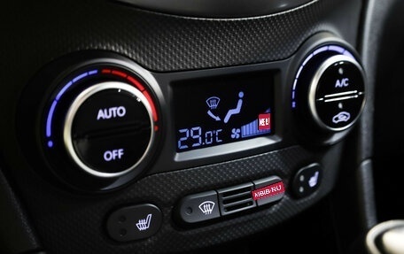 Hyundai Solaris II рестайлинг, 2015 год, 949 000 рублей, 16 фотография