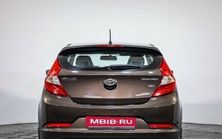 Hyundai Solaris II рестайлинг, 2015 год, 949 000 рублей, 5 фотография