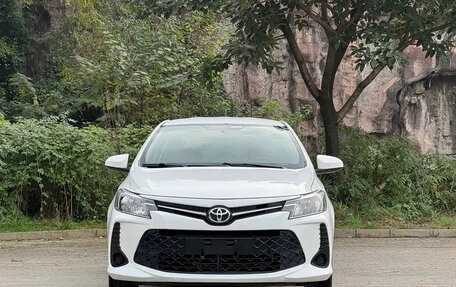 Toyota Vios III, 2022 год, 1 100 777 рублей, 2 фотография