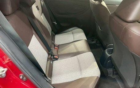 Toyota Yaris Cross, 2021 год, 1 608 000 рублей, 22 фотография