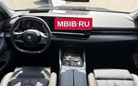 BMW 5 серия, 2025 год, 6 200 000 рублей, 6 фотография