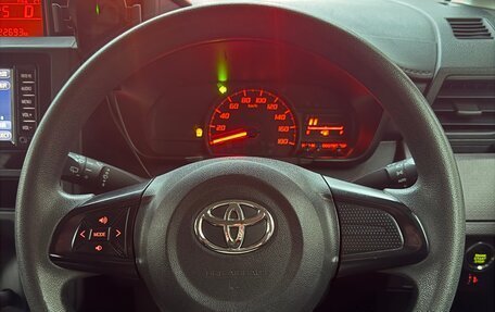 Toyota Roomy I, 2018 год, 1 000 000 рублей, 7 фотография