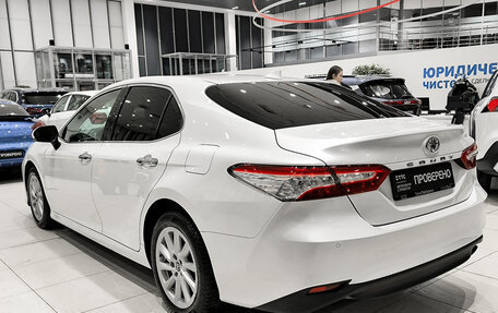 Toyota Camry, 2019 год, 3 050 000 рублей, 7 фотография