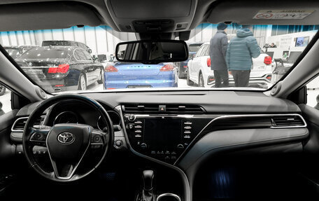 Toyota Camry, 2019 год, 3 050 000 рублей, 14 фотография