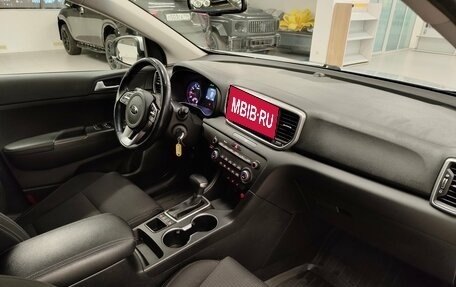 KIA Sportage IV рестайлинг, 2021 год, 2 250 000 рублей, 7 фотография