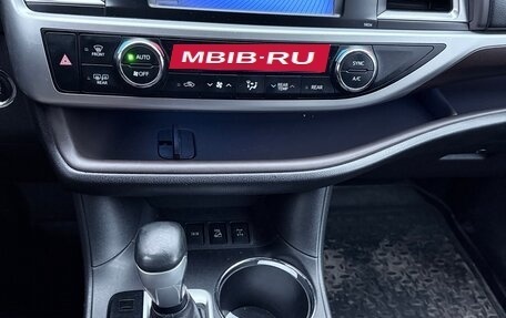 Toyota Highlander III, 2014 год, 2 770 000 рублей, 9 фотография