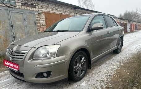 Toyota Avensis III рестайлинг, 2006 год, 850 000 рублей, 2 фотография