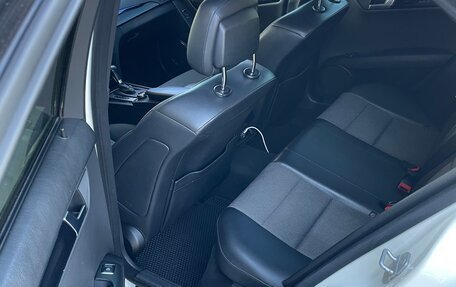 Mercedes-Benz C-Класс, 2011 год, 1 350 000 рублей, 11 фотография