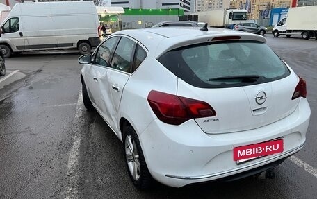 Opel Astra J, 2013 год, 670 000 рублей, 7 фотография