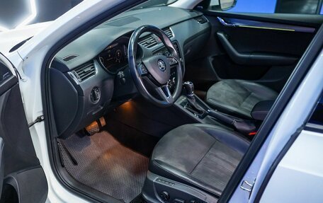 Skoda Octavia, 2018 год, 1 850 000 рублей, 11 фотография