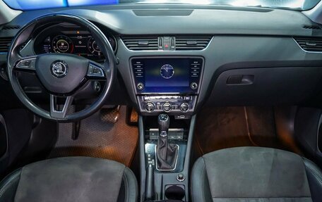 Skoda Octavia, 2018 год, 1 850 000 рублей, 12 фотография