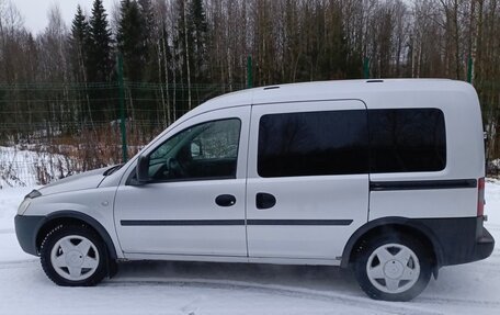 Opel Combo C, 2009 год, 450 000 рублей, 1 фотография