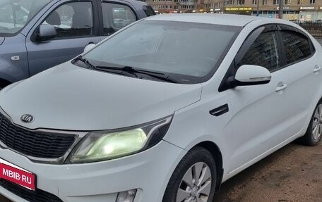 KIA Rio III рестайлинг, 2014 год, 200 000 рублей, 1 фотография