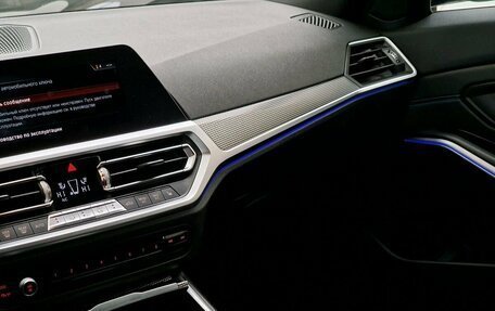 BMW 3 серия, 2019 год, 3 099 000 рублей, 22 фотография