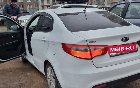 KIA Rio III рестайлинг, 2014 год, 200 000 рублей, 3 фотография