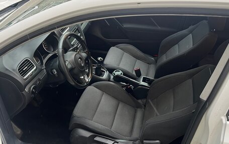 Volkswagen Golf VI, 2011 год, 840 000 рублей, 5 фотография