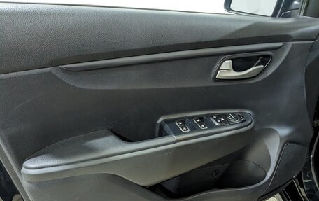 KIA Rio IV, 2020 год, 900 000 рублей, 20 фотография