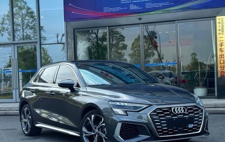 Audi A3, 2022 год, 2 420 000 рублей, 3 фотография