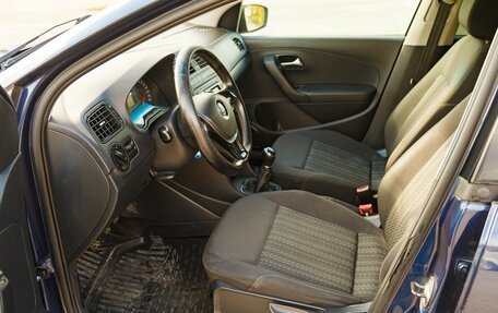 Volkswagen Polo VI (EU Market), 2015 год, 1 285 000 рублей, 11 фотография