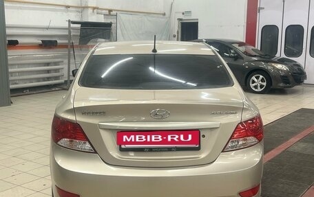 Hyundai Solaris II рестайлинг, 2013 год, 670 000 рублей, 4 фотография