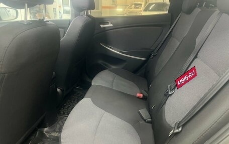 Hyundai Solaris II рестайлинг, 2013 год, 670 000 рублей, 7 фотография