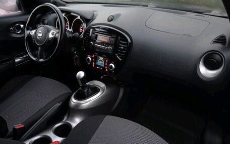 Nissan Juke II, 2013 год, 890 000 рублей, 13 фотография